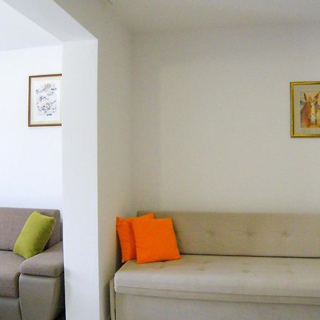 Lada Apartmani Novalja Buitenkant foto