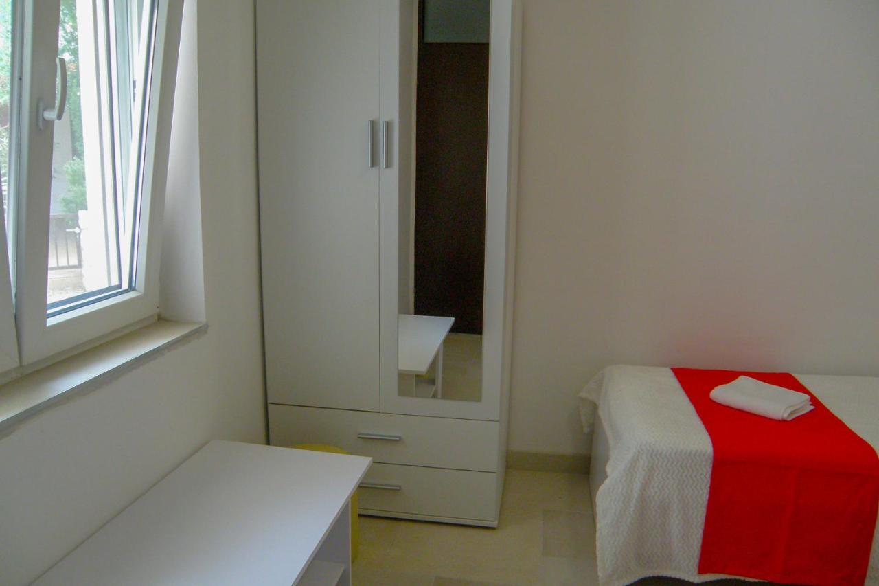 Lada Apartmani Novalja Buitenkant foto